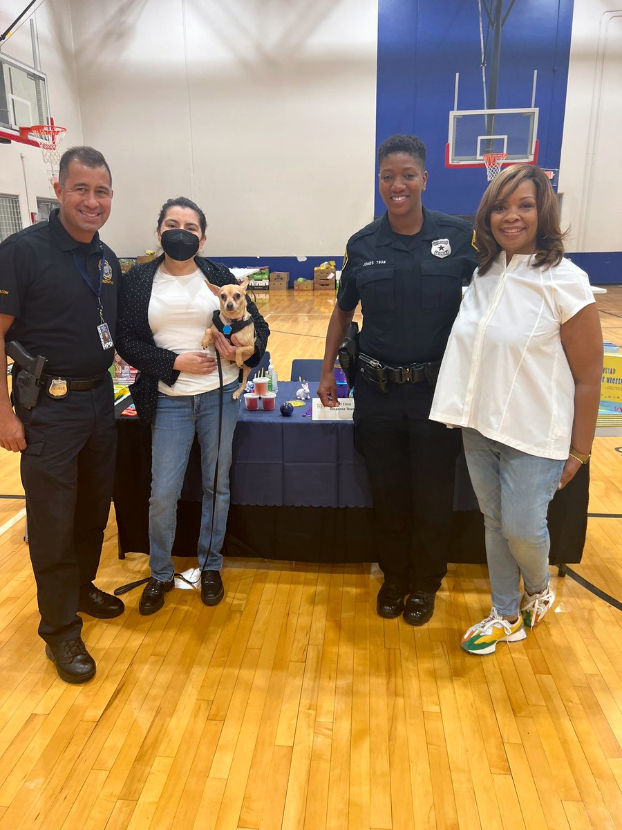 HISD Crisis Team (@hisdcrisisteam) on Twitter photo Enormous thank you to <a href="/houstonpolice/">Houston Police</a> for stopping by and learning about <a href="/HoustonISD/">Houston ISD</a> crisis resources at the opening of #MilbySunriseCenter @HISD_Partners <a href="/seanricksSEL/">Sean Ricks</a> Enormous thank you to <a href="/houstonpolice/">Houston Police</a> for stopping by and learning about <a href="/HoustonISD/">Houston ISD</a> crisis resources at the opening of #MilbySunriseCenter @HISD_Partners <a href="/seanricksSEL/">Sean Ricks</a>