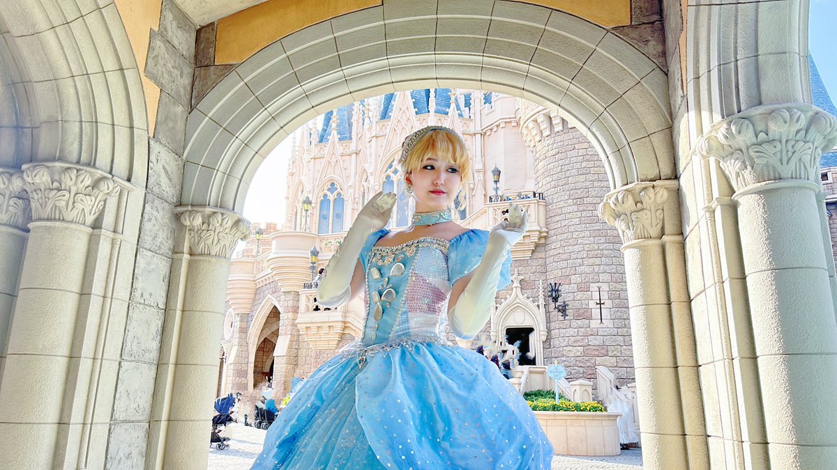 今日はみんなでプリンセス〜🫶
プリンセス集合するのすごく久々で楽しかった🧡🧡
シンデレラとラプとスノーはまど(<a href="/Lu4eMa/">✿ mado ✿</a> )作ドレス🫶
📷 <a href="/pnmypnk/">ぽにょか。</a> 

#Dハロ仮装2023