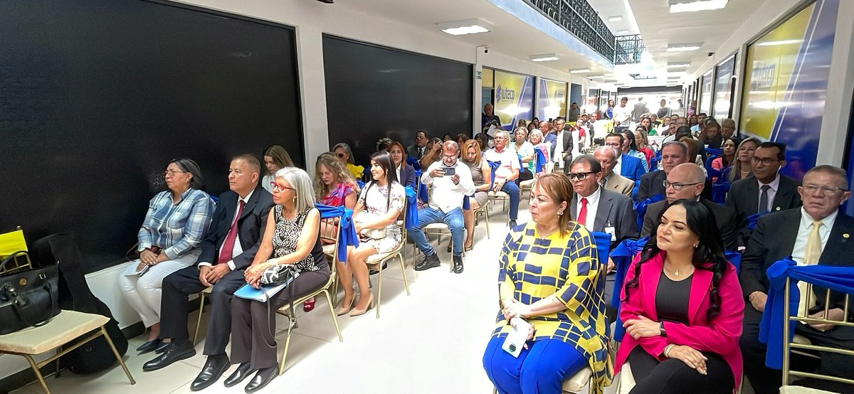 lilysosunam's tweet photo. Luego de la Rodada #SoyPoderosa vinimos a la inauguración del Instituto Universitario de Tecnología “ELÍAS CALIXTO POMPA” (IUTECP); abriendo un abanico importante de oportunidades para la formación de los Tigrenses 👏🏻♥️ Gran noticia para el #BienestarYProgreso de nuestra gente 👏🏻 https://t.co/KIPk348chZ