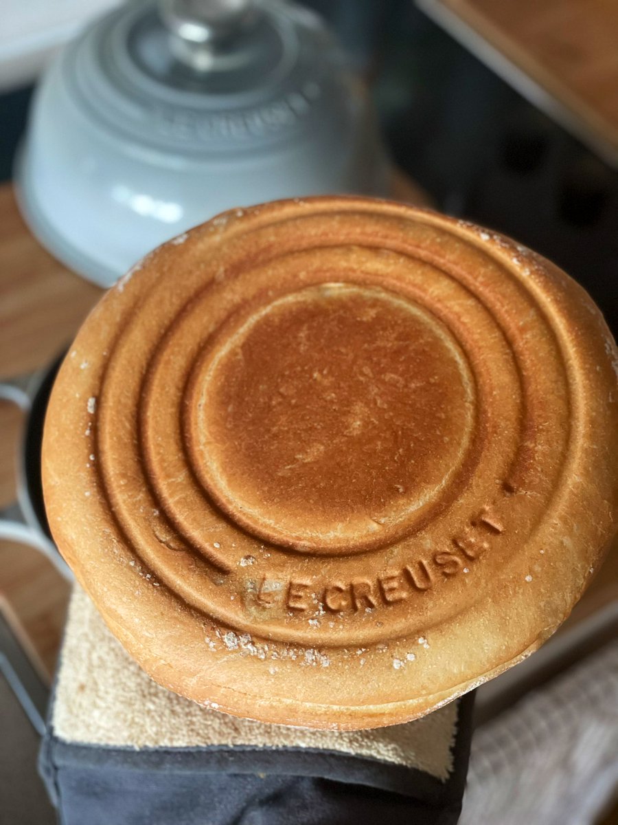 Welsh_PA's tweet image. A little weekend white spelt boule baking! 🥖 
#weekendbaking #bread #breadmaking #baking #boule #MadeWithMarriages #marriagesflour