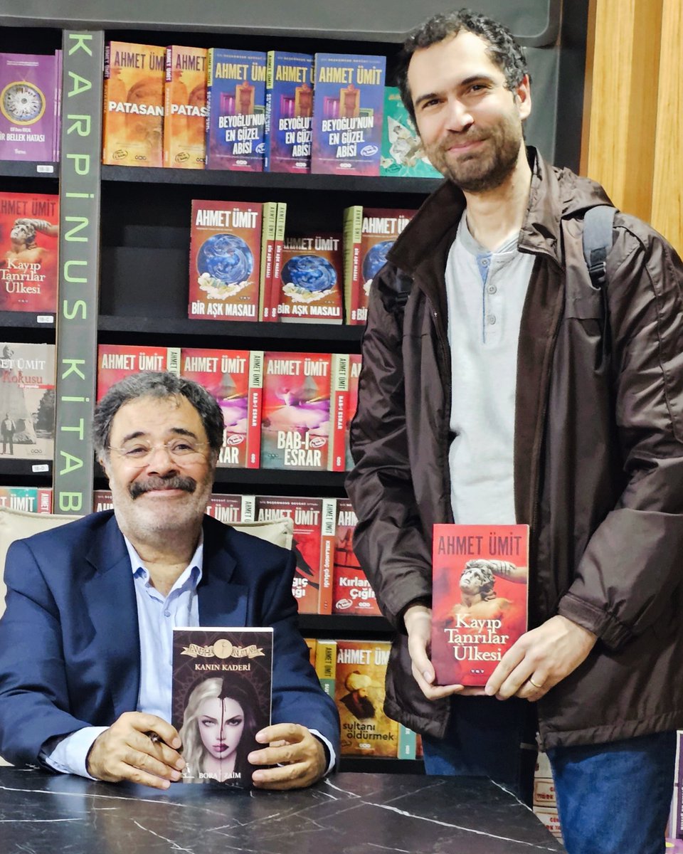 Üstat jest yaptı. <a href="/baskomsernevzat/">Ahmet Ümit</a>