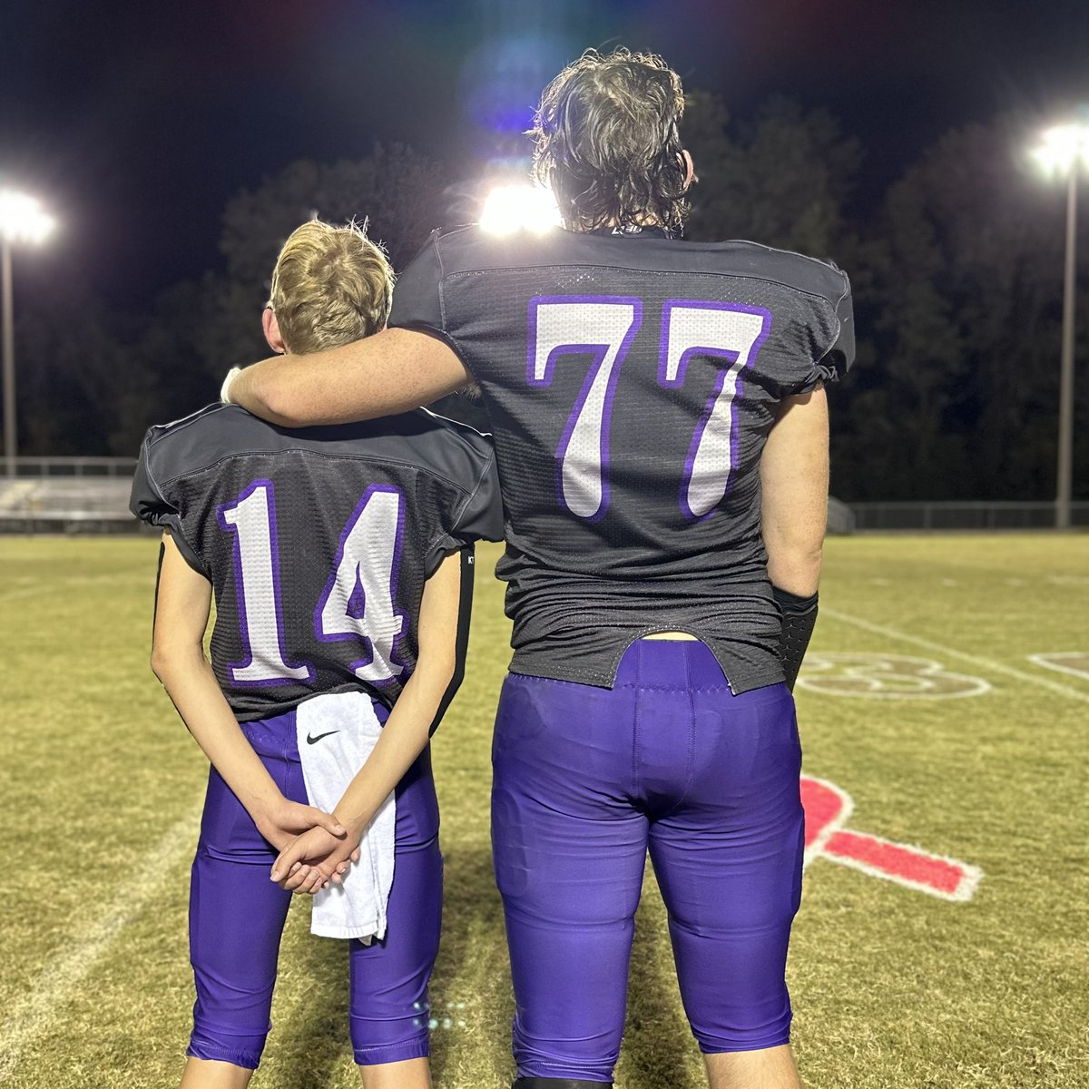 treyletson77's tweet image. It happened last night, I shared the field with my brother @rossletson at QB! I’m proud of your hard work, especially the hard work no one sees! A 7th grade #FieldCommander 

@TheChrisRubio  |  #RubioFamily  |  #TheFactoryJustKeepsOnProducing

@PlayBookAthlete  |  #WhyIGrind