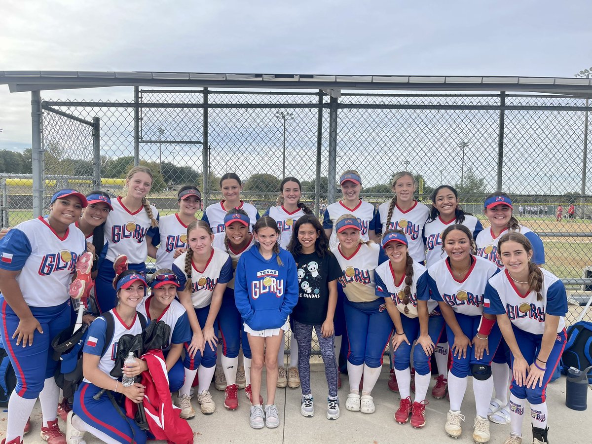 Big thank you to Reece and Lilly from Texas Glory 2k13 for coming out and supporting us! #togetherwearebetter @TexasGlory