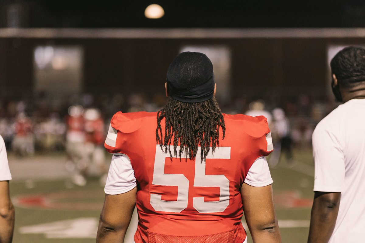 The love I have for this game is unmatched sad it had to end so early. Thank you to all my coaches and teammates, I love you all #55 signing out <a href="/stephan_mullen/">Stephan Mullen</a> @chead056