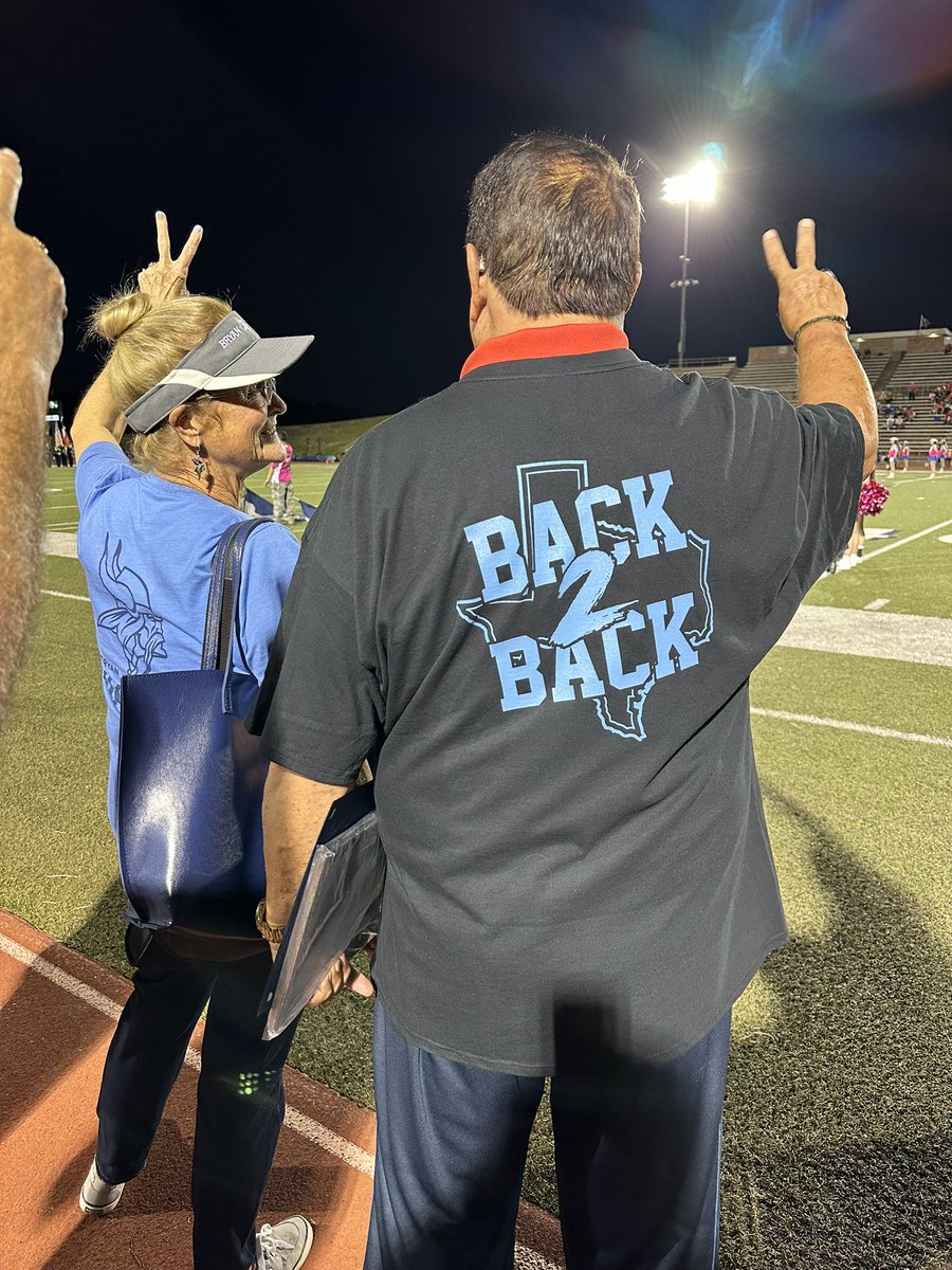 We welcomed our Bryan HS Basketball Legends home last night! #BHSVikingHoops #ReunionBlueMagic #Back2BackChamps #BasketballLegends #UIL @BryanISD @Tabchoops  @hoopinsider @HABCA_ @LaneBuban