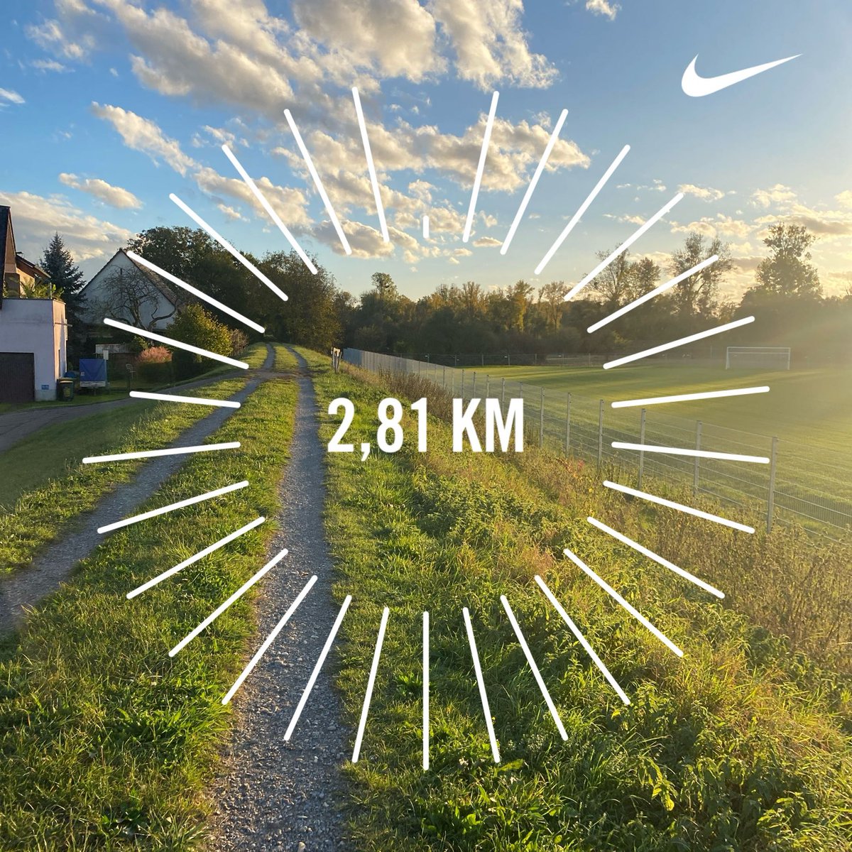 unseenfngrl's tweet photo. Today I started my running-journey. I usually hate running but I wanna push my limits and get stronger everyday. My goal with this is to run my first half marathon in the first half of 2024. I‘m trying to post updates here regularly.✌🏼 https://t.co/eRIgQoq33m