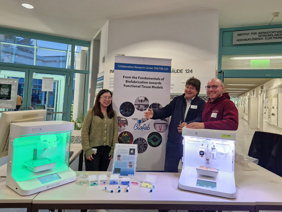 Presenting this evening our @Boccaccini_Lab #biofabrication projects in @dfg_public @SFB_TRR225 Collaborative Research Center at the Long Night of Sciences #LNdW @UniFAU @DeptWW_FAU #Erlangen with @HHLu_tw & @Jonasroeder97 Looking forward to receiving many visitors in our stand!