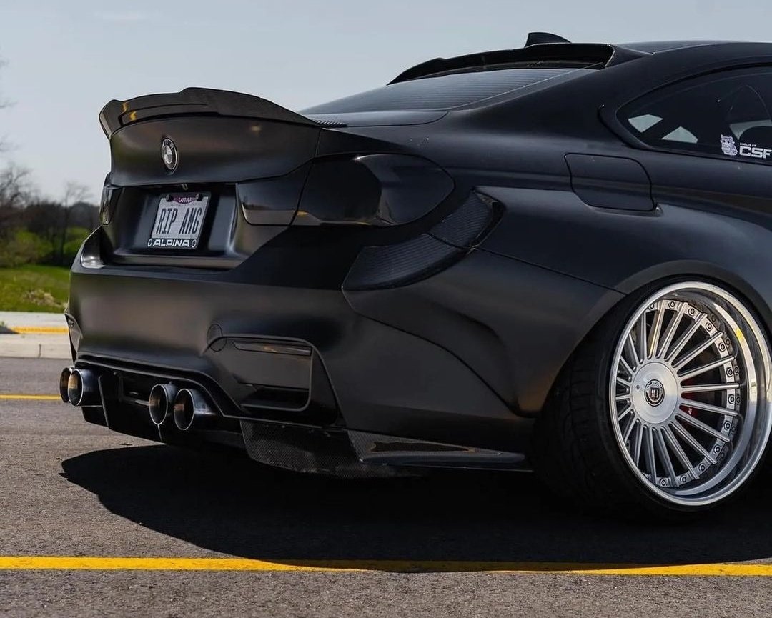 ExoticBMW's tweet photo. BMW M4 💣 https://t.co/RqH37CvbIx