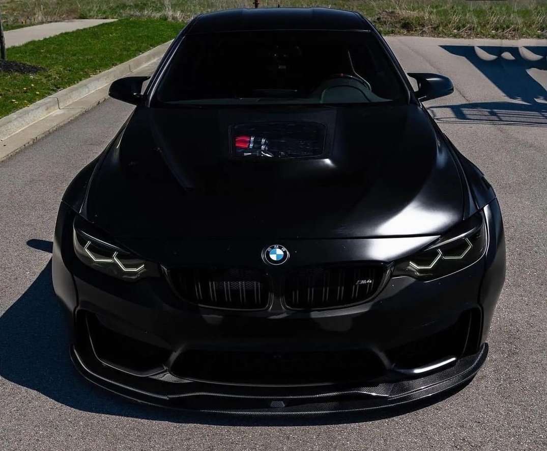 ExoticBMW's tweet photo. BMW M4 💣 https://t.co/RqH37CvbIx