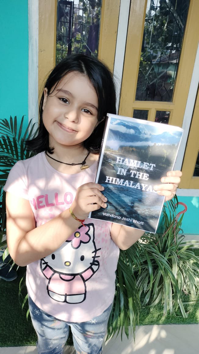 This smile with my book in her hand has already made my day, ❤️ Have you ordered Hamlet in the Himalayas yet? Order your copy from Amazon or Pothi in India! #hamlet #hamletinthehimalayas #amazon #pothi #historicalfiction