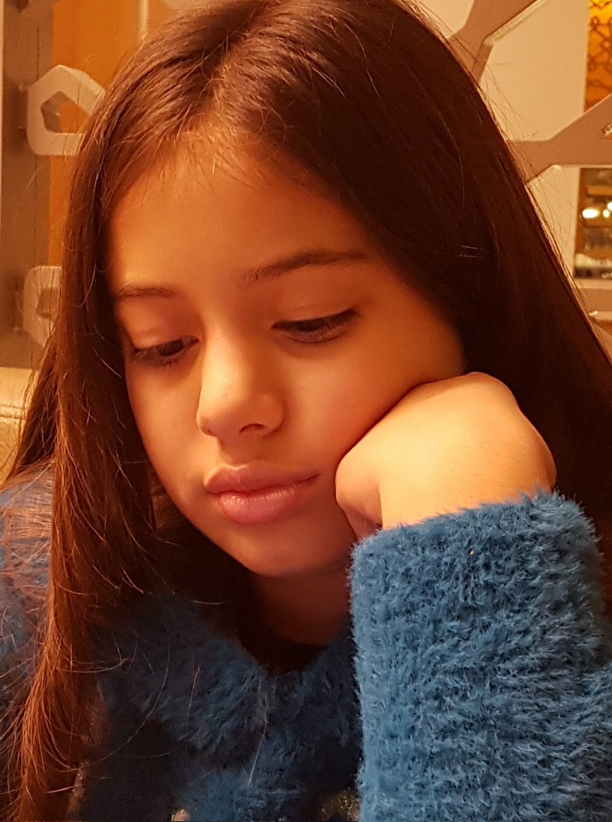 Dünyamı aydınlatan tek varlığım,
Selin'im her şeyim 🌼🤍
#selinkarakaya ♾️
#isiasortakdavamız