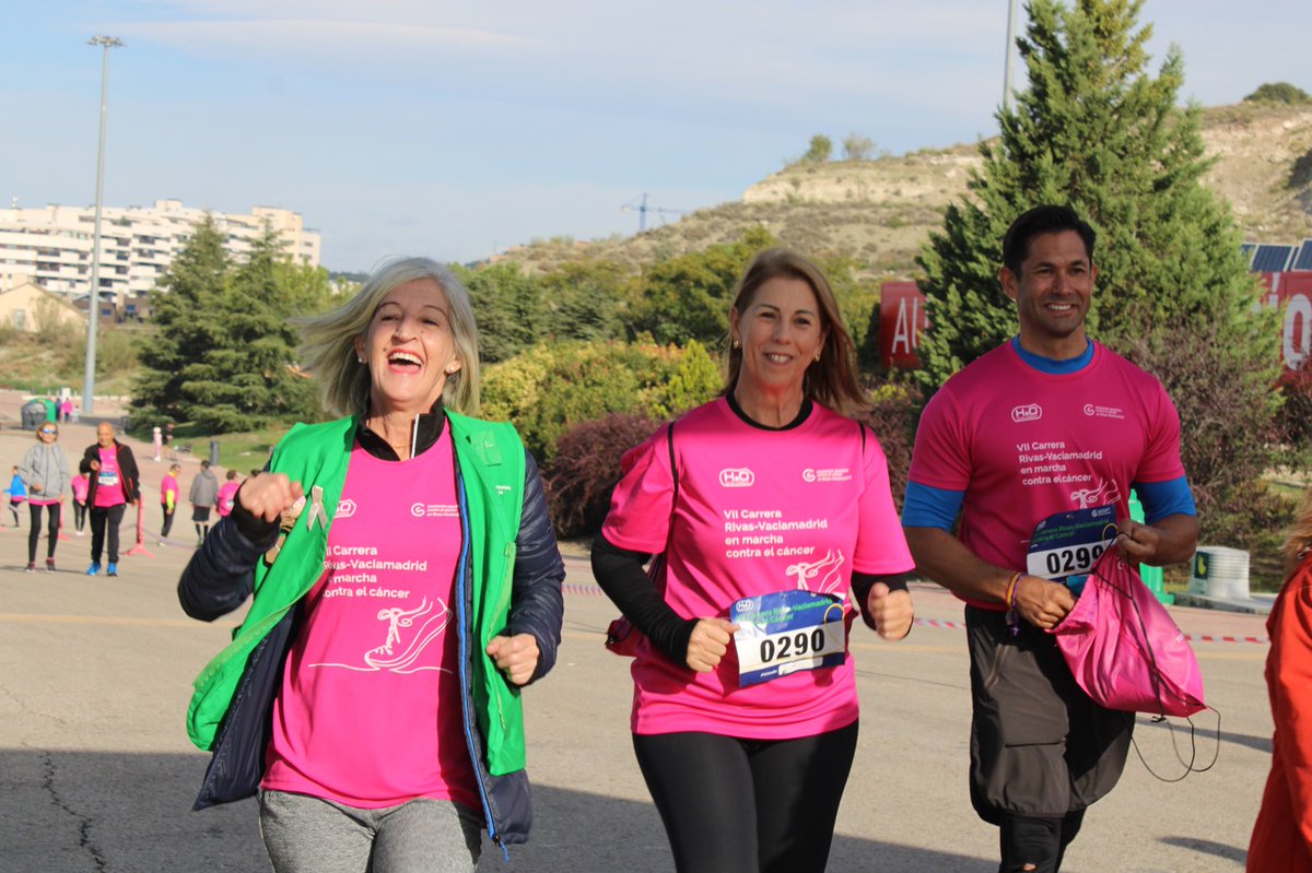JanetteNovo's tweet photo. 🩷 #YoCorroPor todas las mujeres  valientes que están peleando contra el cáncer, y por las que, aunque perdieron la batalla, nunca se dieron por vencidas y no dejaron de luchar.  @ContraCancerEs https://t.co/mAnKnO860c