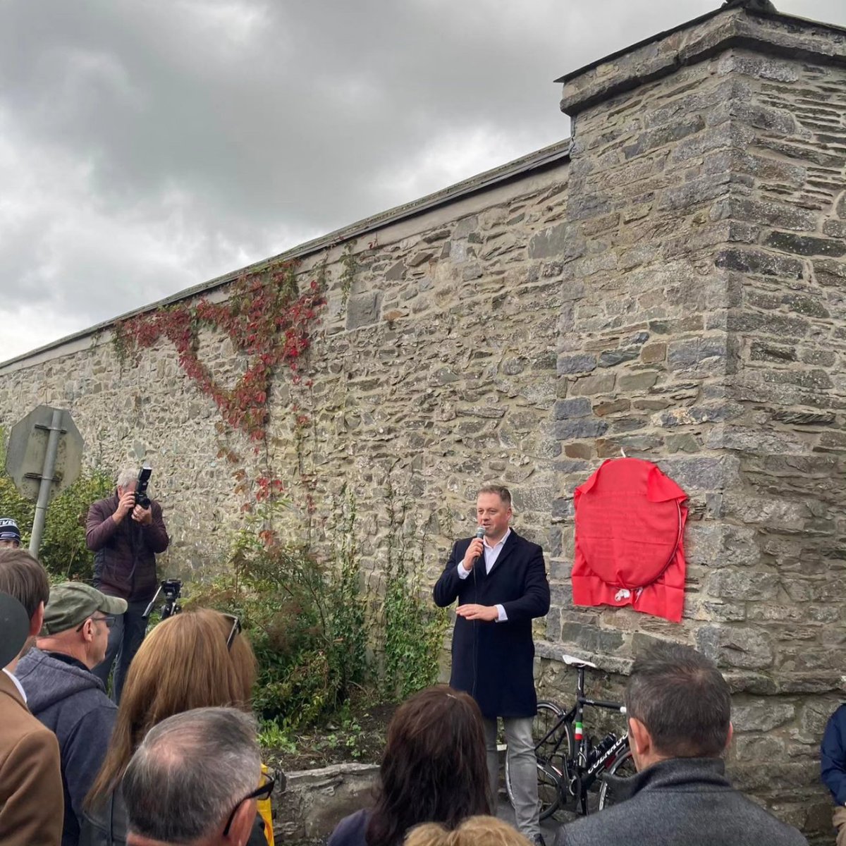An honour to be asked to speak at the unveiling of a plaque to memory of the legendary Gabriel "Gaybo" Howard in Stamullen this afternoon.  Gaybo was a legendary figure locally, but particularly in cycling he was nationally known as a rider and a volunteer.

I urged people to