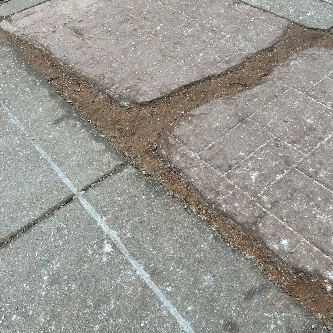 PROSOCO's tweet image. erioration and spalling of walkways makes for a sore site. Did you know, one application of Saltguard can last up to 10 years and protect your horizontal and vertical surfaces from the harsh effects of winter.
 #PROSOCO #Saltguard #SaltProtection #HardscapeProtection