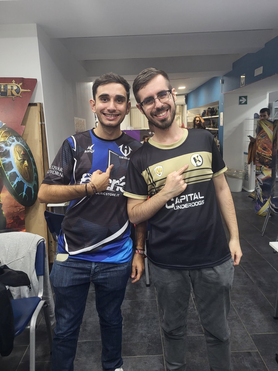 Made top 8 at the Naples' MSS. Horrible match-up but at this point each CP is precious, +25 💪 (155/400)

Pic with my brother of <a href="/TeamAqua_offic/">Team Aqua ASD</a> <a href="/TrainerRobVGC/">Roberto Parente</a> 🐺🤝⚓️

#DajeUnderdogs
<a href="/Cap_Underdogs/">Capital Underdogs</a> 
@eTeamAbruzzoSrl