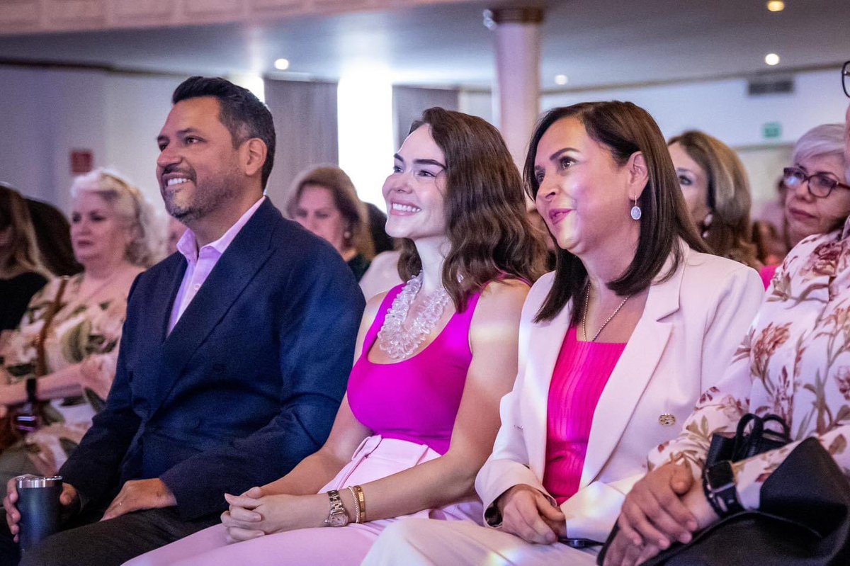 municipiodegpe's tweet photo. En el marco del mes de la lucha contra el #CáncerDeMama, la Dra. Magaly Garza Montemayor llevó a cabo la conferencia “Mitos y realidades sobre el cáncer de mama”, para nuestras ciudadanas en donde se resaltó la importancia de la autoexploración y la prevención.
#SoyPoderosa https://t.co/5oI87i20KE