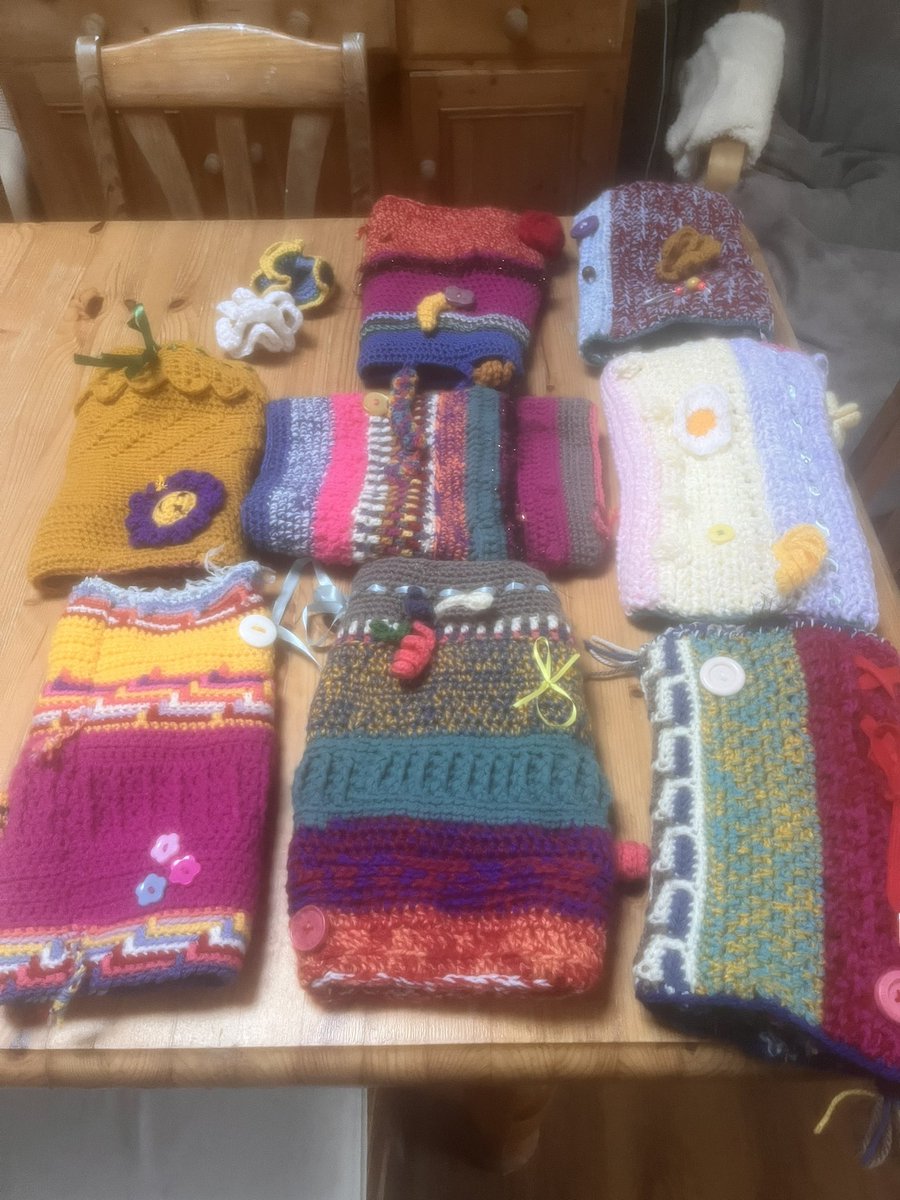 The kindness of strangers. A lovely woman has made these twiddle muffs for our patients in the Emergency Dept. They will be put to good use. ❤️ #DementiaCare #actsofkindness
