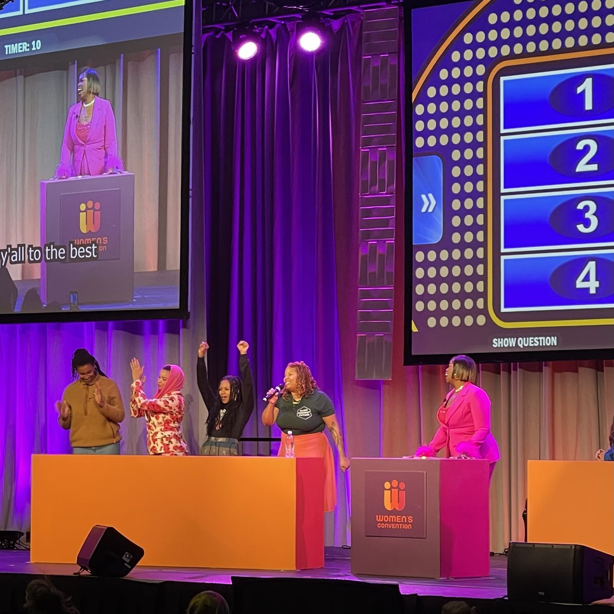 Give it up for RaeShanda Lias-Lockhart, the host of Feminist Family Feud: Barbie Edition! 💅🏾 Raeshanda and the Barbies brought the fun to start day two of the #WomensConvention2023!