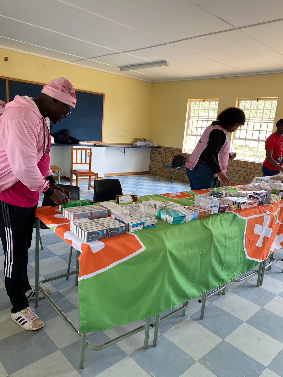 GHN_Foundation's tweet photo. Today we teamed up with the Amazing Black Hawk Foundation and Dan Pasiya Foundation to make a positive impact in the community of Lupapasi. 💗

Together we're vreating change, one person at a time. Let's uplift and empower.

#GNFFOUNDATION #GNFROADTOANNIVERSARY https://t.co/RvGoW49oah