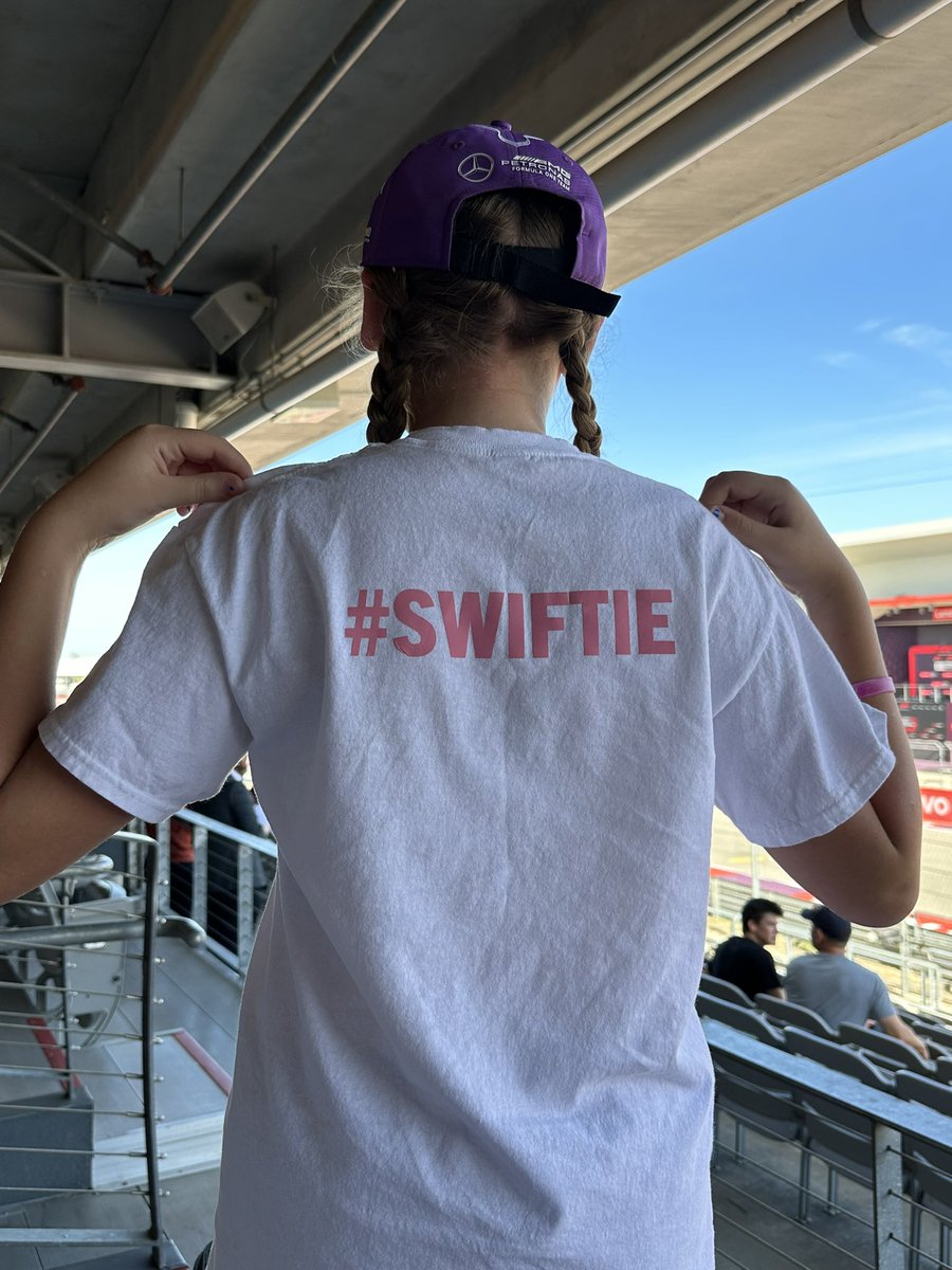 asangenito's tweet photo. She still loves @GeorgeRussell63 but @AlpineF1Team picked up a new fan this week! @tkelce @taylorswift13 https://t.co/Ybd6M9K8nk