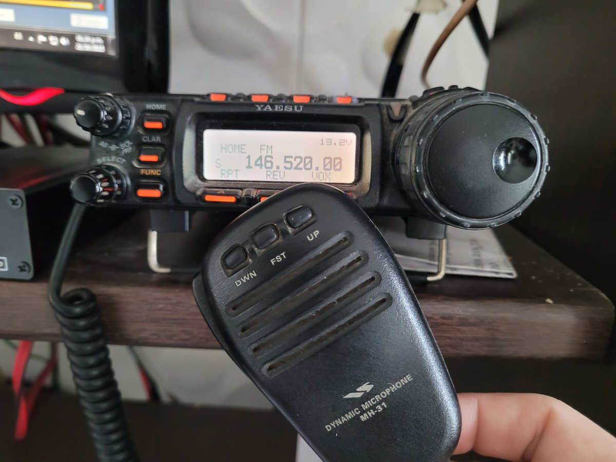 Feliz día del Radioaficionado Lu4ETO 73s