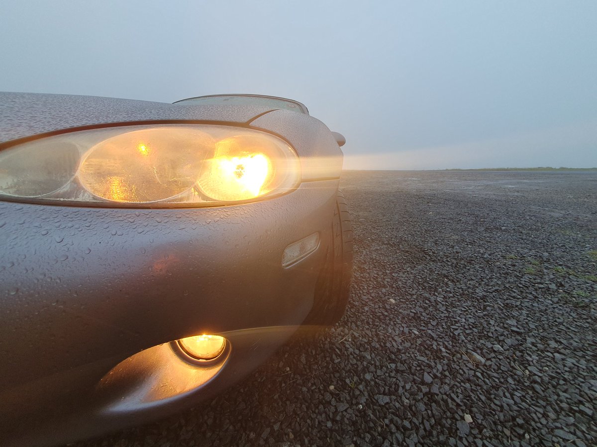 no_commitments's tweet photo. I am a little concerned about storm Babet. We're located right next to a harbour and, well the mx5 is quite low. https://t.co/aHl9nPutPD