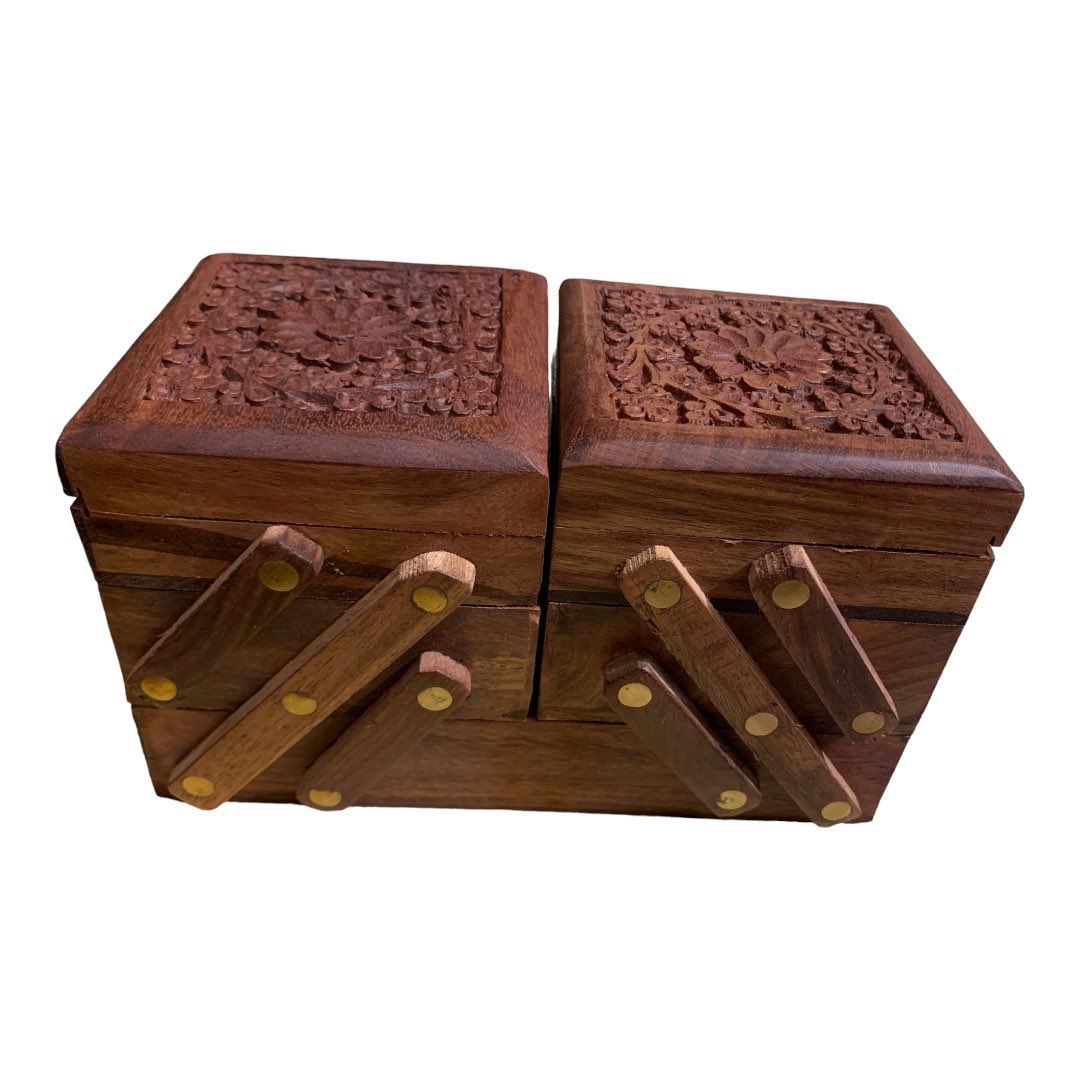 Elevate your jewelry collection with this stunning wooden jewelry box – a true blend of functionality and aesthetics. #Graamin #GraaminProducts #NaturalProducts #LiveHealthy #LiveGraamin #jewellery #vanity #Jewellerybox