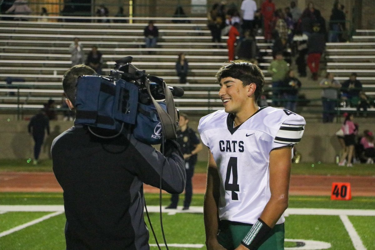 End of Regular Season Stats
116 Carries, 948 Rush Yards, 8.2 YPC
12 Catches, 53 Receiving Yards 
8 TDs