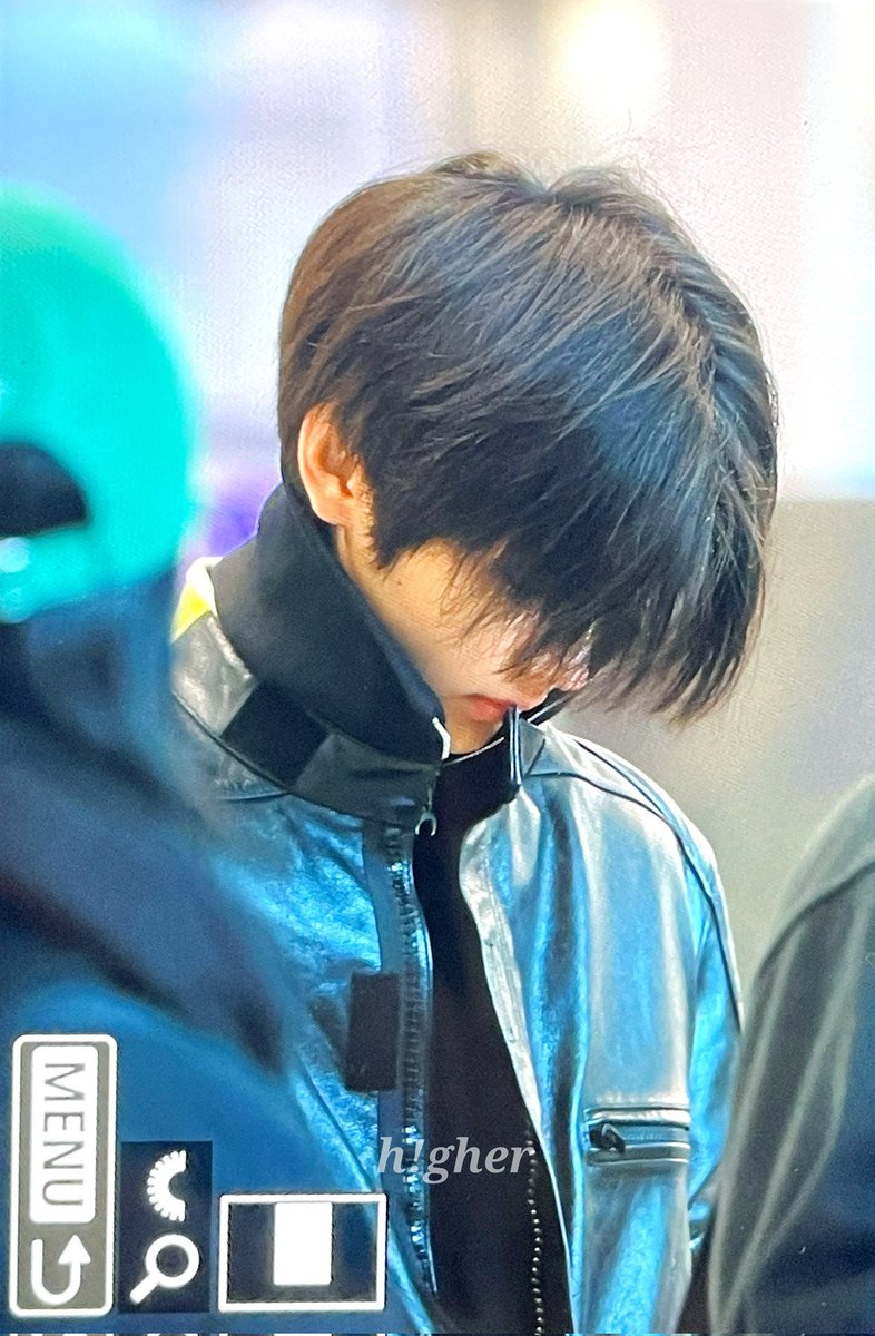 사복느낌너무쭈아요(머리길이빼고ㅡㅡ)