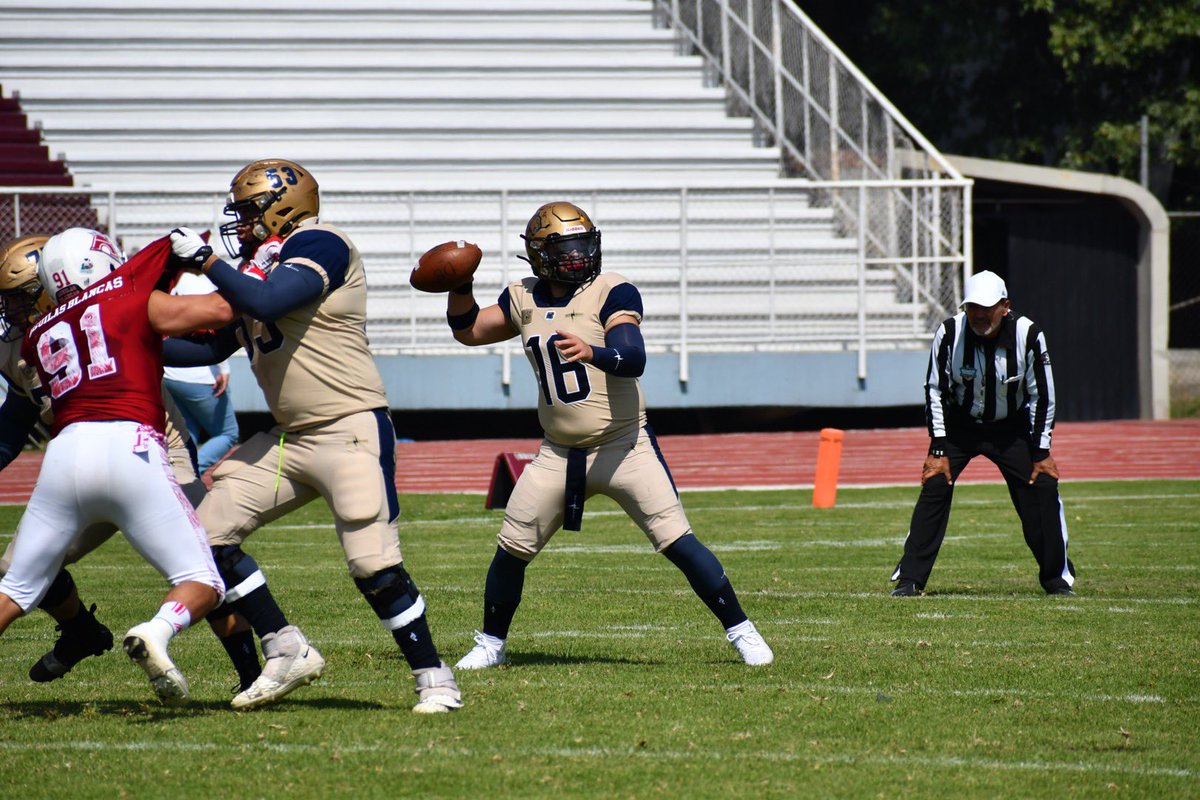 AcatlanPumas's tweet photo. De a poco empieza a carburar la ofensiva! Vamos Pumas!
S7 | 🆚 Águilas Blancas
1Q • 08:10"
🐾 00 - 13 🦅
#DeAcáSomos
#UNAMvsIPN https://t.co/l4UTbA8Grl