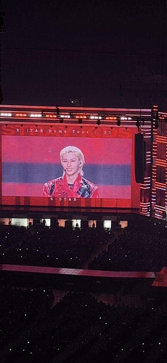 adelg_01's tweet photo. Can’t believe i witnessed this 네 손님 live
#StrayKids 
#5_STAR_DOMETOUR 
#5_STAR_DOMETOUR_Seoul_Special_UNVEIL13 https://t.co/HxGDtjj3CA
