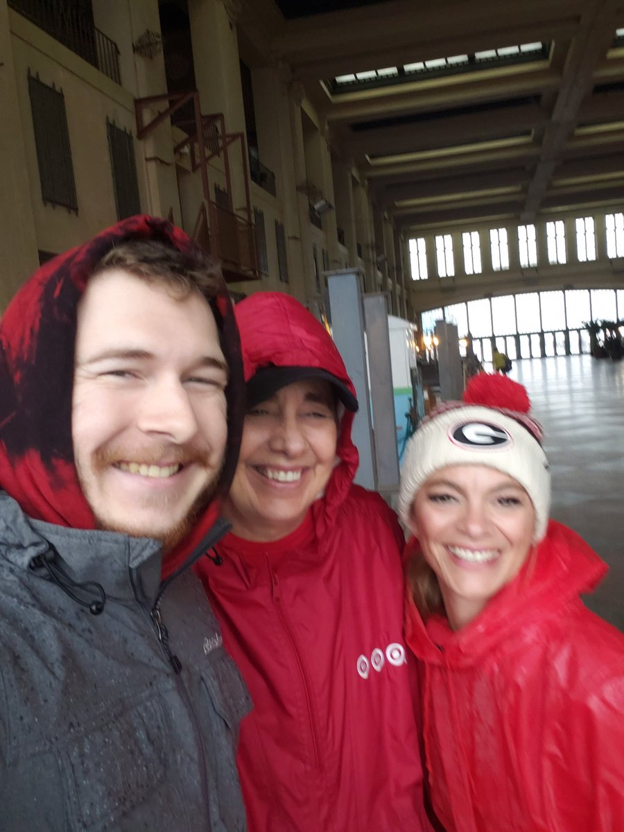 Sandy Hayes tweet media