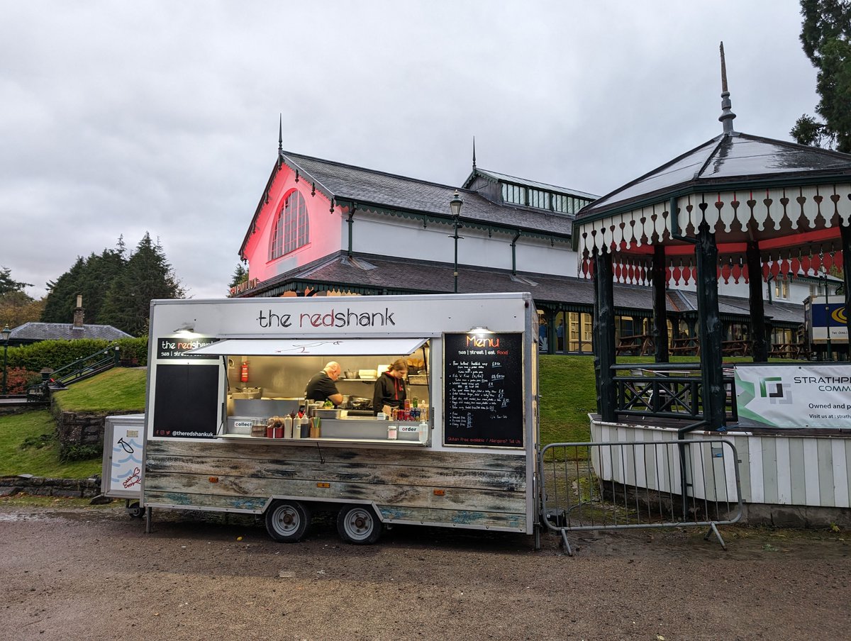 Round 3 

Finally got open, as the Dingwall road to Strathpeffer was closed due to flooding.

This time it's the super talented @callumbeattieofficial supported by a few amazing artists including @ashleyandthecosmonots

Open until late...

#callumbeattie #concert #streetfood