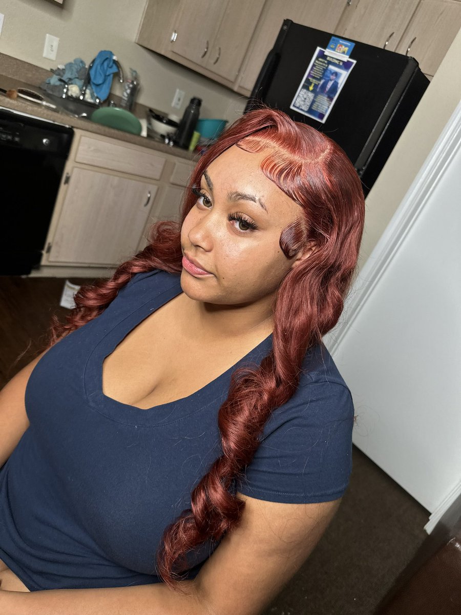 lil_keeyy's tweet image. Frontal wig Install 😍😍 We love a soft look ! Gives grown and SEXYYY 🥰🥰🥰🥲🥹

#pvamu #pvamu27 #pvamu26 #pvamu25 #pvamu24