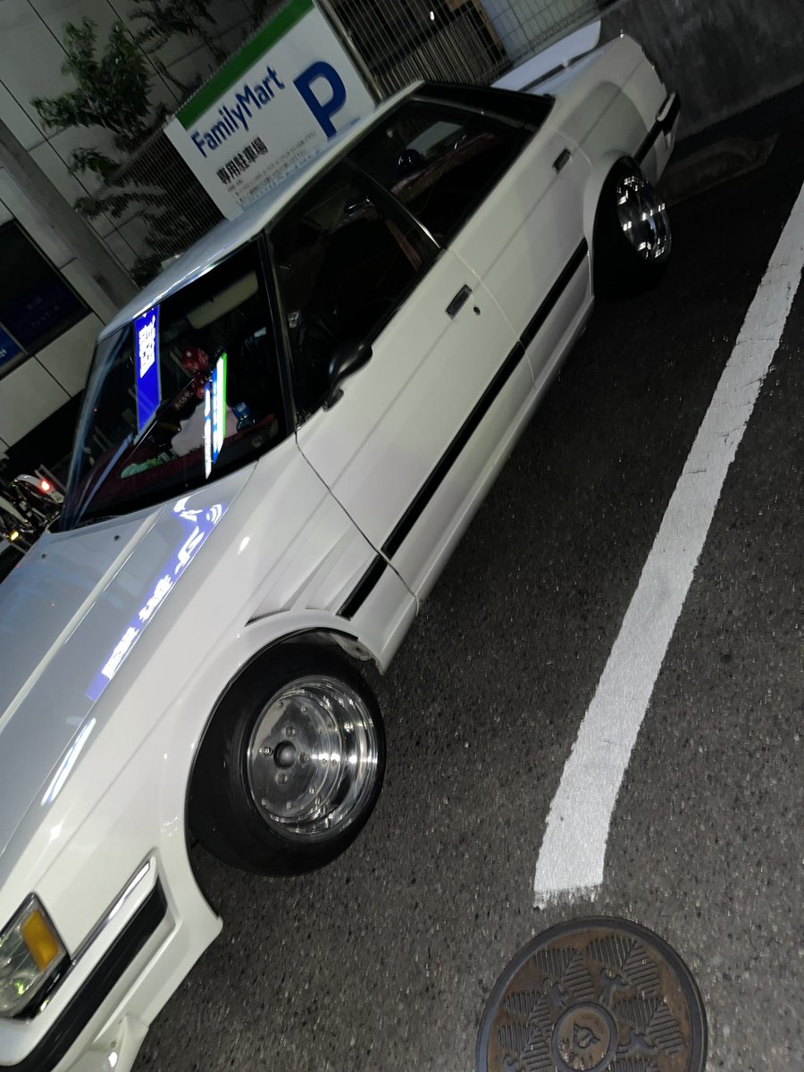 moon_gx71's tweet photo. ホイール磨いたら超良い気分になった😎 https://t.co/o3fuCAolYZ