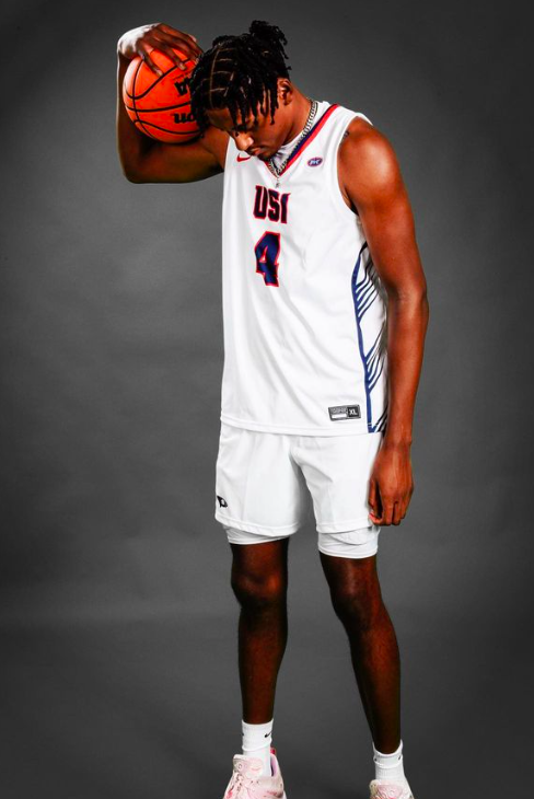 Only 4️⃣ days until <a href="/USI_Basketball/">USI Basketball</a> begins!

👋 <a href="/NolanCauswell1/">Nolan Causwell</a>