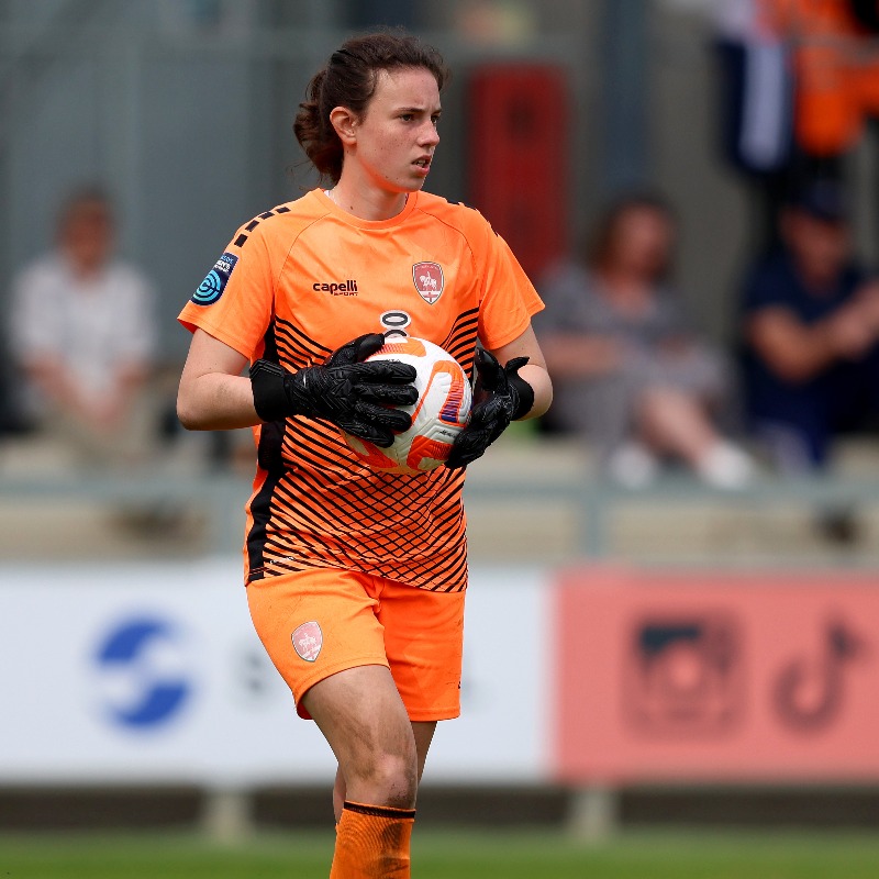 sufc_women's tweet photo. Young goalkeeper @HeepsEleanor has joined the club on a short-term loan deal from Tottenham Hotspur, due to an injury to current United shot-stopper Bethan Davies.

Welcome, Eleanor! 🧤