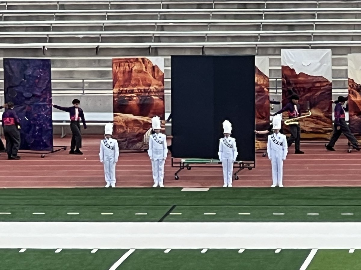 MAcosta_WDSBand's tweet photo. It’s a beautiful day for Area Marching Band Contest! Let’s Go @MontwoodRamBand!! #TeamSISD #SISDFineArts #MakeState https://t.co/N5jmh7JqEb