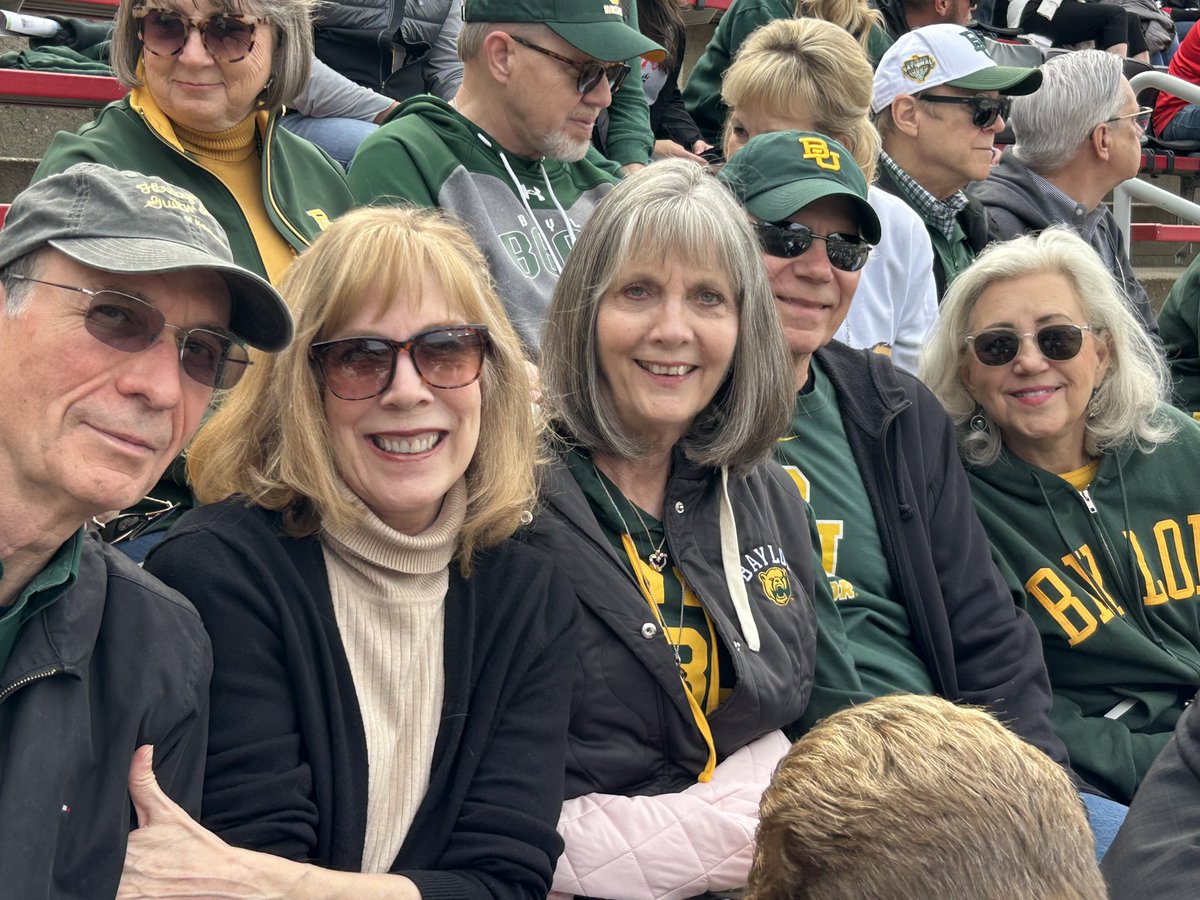 sh151000's tweet photo. Bears lead the bearkats 17-7!  #baylorfootball #sicembears https://t.co/o4BtnOuvjE