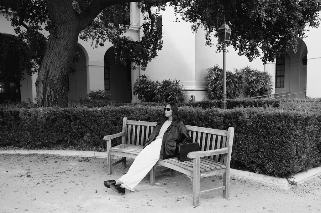 Always_C_R's tweet image. Saturday Park Attire @jennikayne #jennikayne #minimallook #minimalchic #minimaloutfit #minimalootd #minimalstyledaily #wiwtoday #doseofstyle #anotheroutfitpost #whatshewore #whatiwouldbewearing