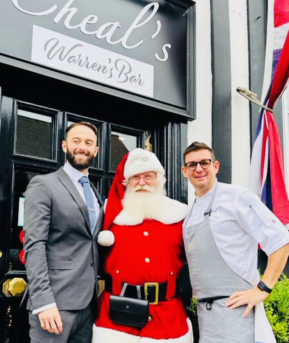 Chealsofknowle's tweet photo. Join us on Wednesday 29th November from 4pm for the Knowle Christmas lights switch on. Dinner reservations available from 6.00pm.
#visitknowle #christmasparty
https://t.co/mkFwPdYQse https://t.co/Oo7j7LrigK