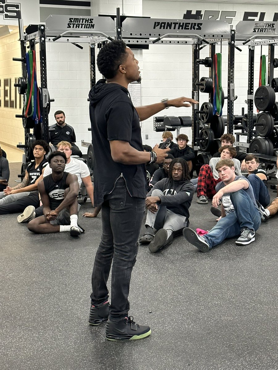 Coach Garrison tweet media