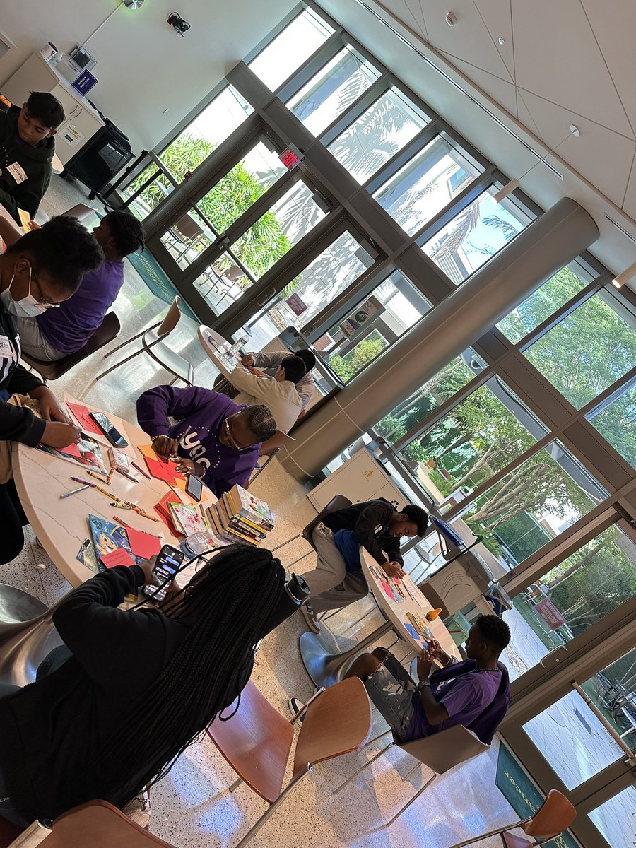 RidgeInteracts's tweet image. Our Spartan Interact & Key Clubbers part of our local Youth Advisory Committee STEMd their Sat up @BHCancerCare learning a/b tech & engineering programs that are saving lives… all with some service & fun for those strong & fighting against cancer 🧡💪❤️#SpartanServiceCouncil