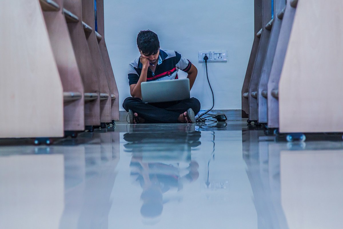 Bengrita's tweet photo. Las tecnologías y las pedagogías emergentes están creando “una nueva cultura del aprendizaje que cultiva la imaginación para un mundo en constante cambio”.

#ENSEñandoConTIC @Joel_Abiram @SofialeticiaM @jordi_a @EnseTIC https://t.co/bxiZWgEBzc
