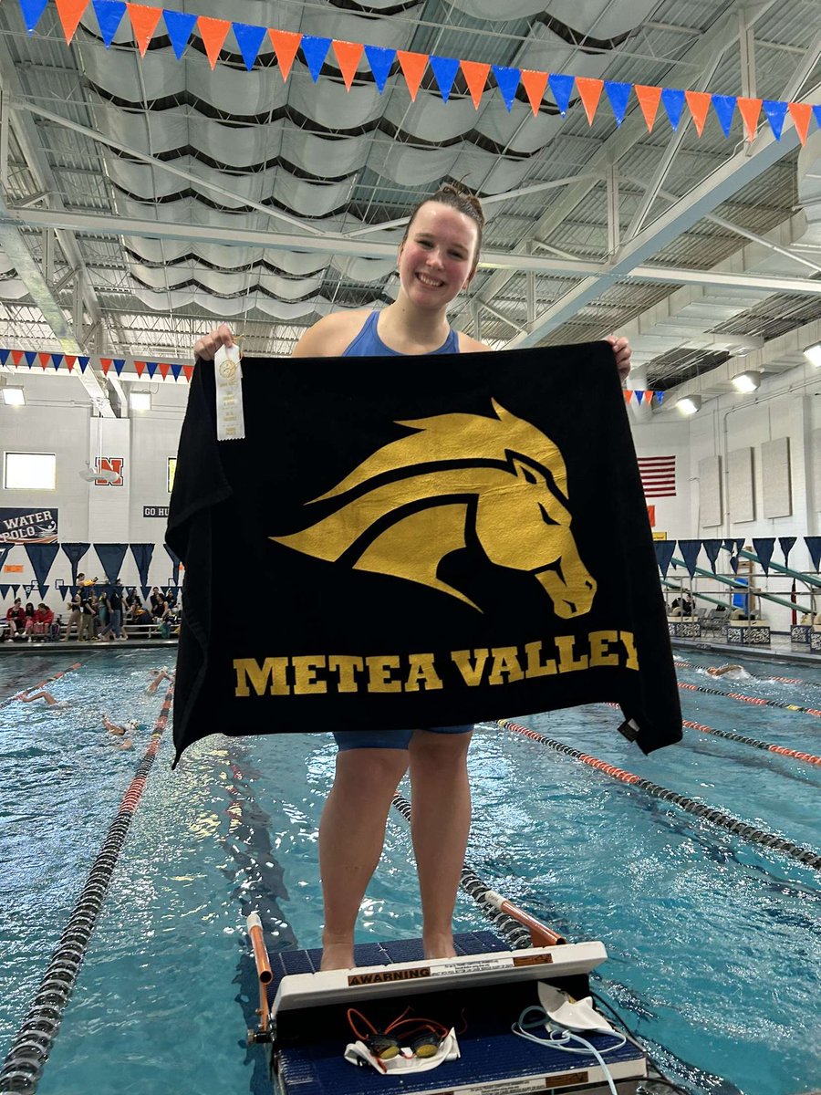 MVHS Girls Swimming&Diving tweet media