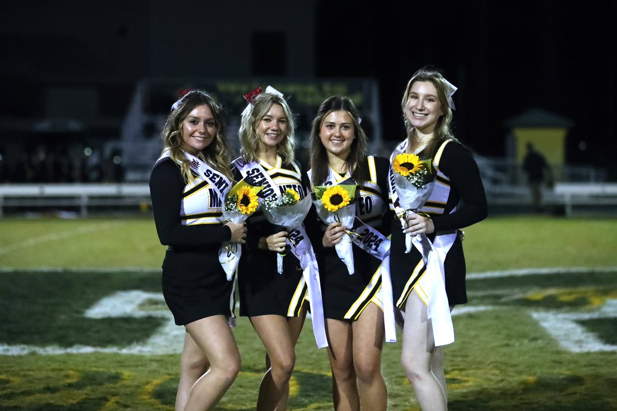 gotoleftfield's tweet image. The @MHSRedskins @ManteoFootball #SeniorNight #gallery vs Hertford is @ leftfieldphotography.com | FREE DOWNLOADS | #GetLeft