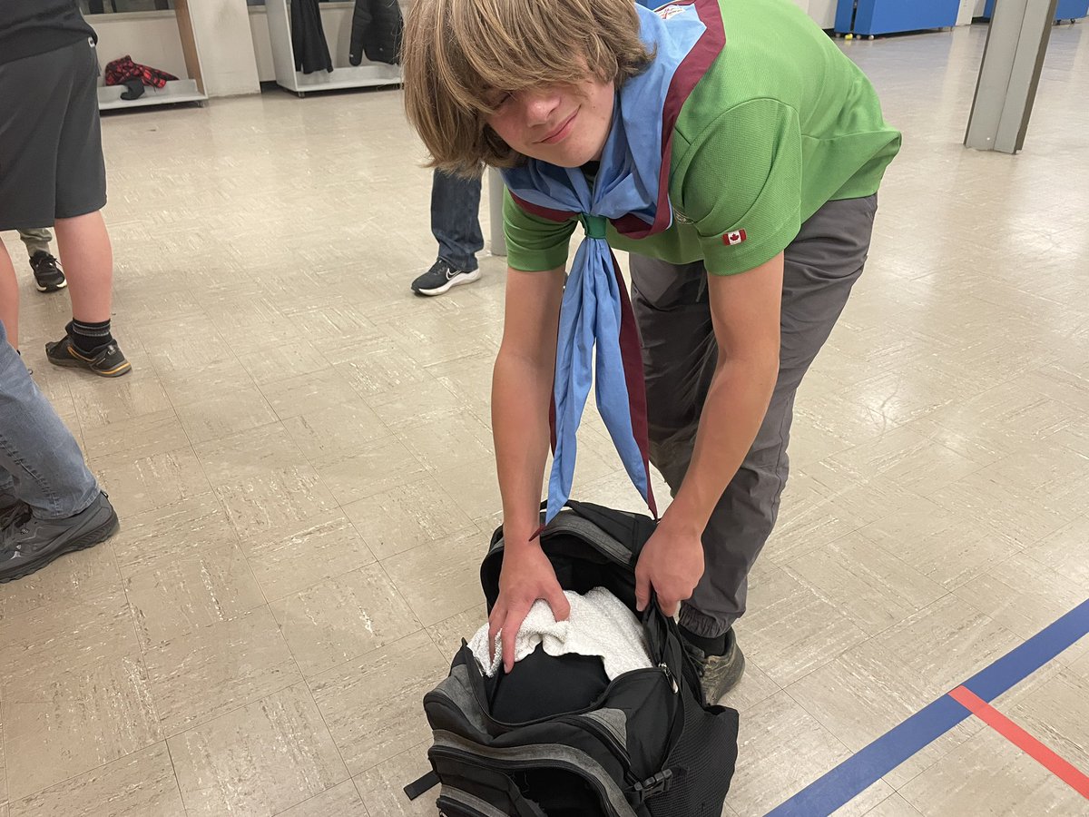 6thDundasScouts's tweet photo. This week - back by popular demand - was the infamous Pumpkin Drop!  Patrols worked to engineer a solution to have their pumpkins survive a drop down the church stairwell without being damaged! #scoutsdostuff https://t.co/J1YnimyEH8