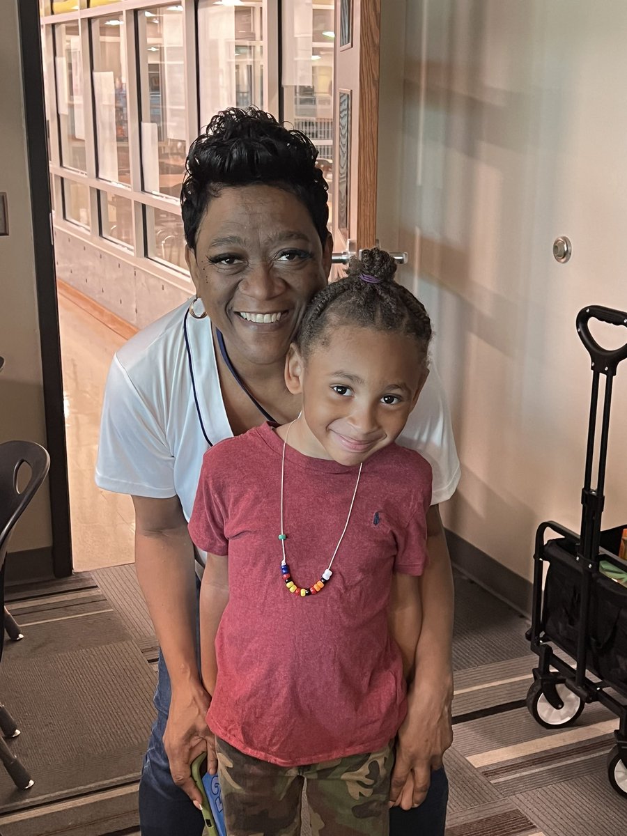 GadgetgirlTania's tweet photo. @MajorElementary I 🕵🏾‍♀️ spy with my little 👁️ eye.. All Stars ✨ from knee high to up high! Learners of all ages attended the SISD #LearningFair @HawksMathamagic @michelle_neyrey @rlc1908 @LitLeadingLady @VealsAngela 
#mathcounts #skipcount https://t.co/W50G2q3Aby