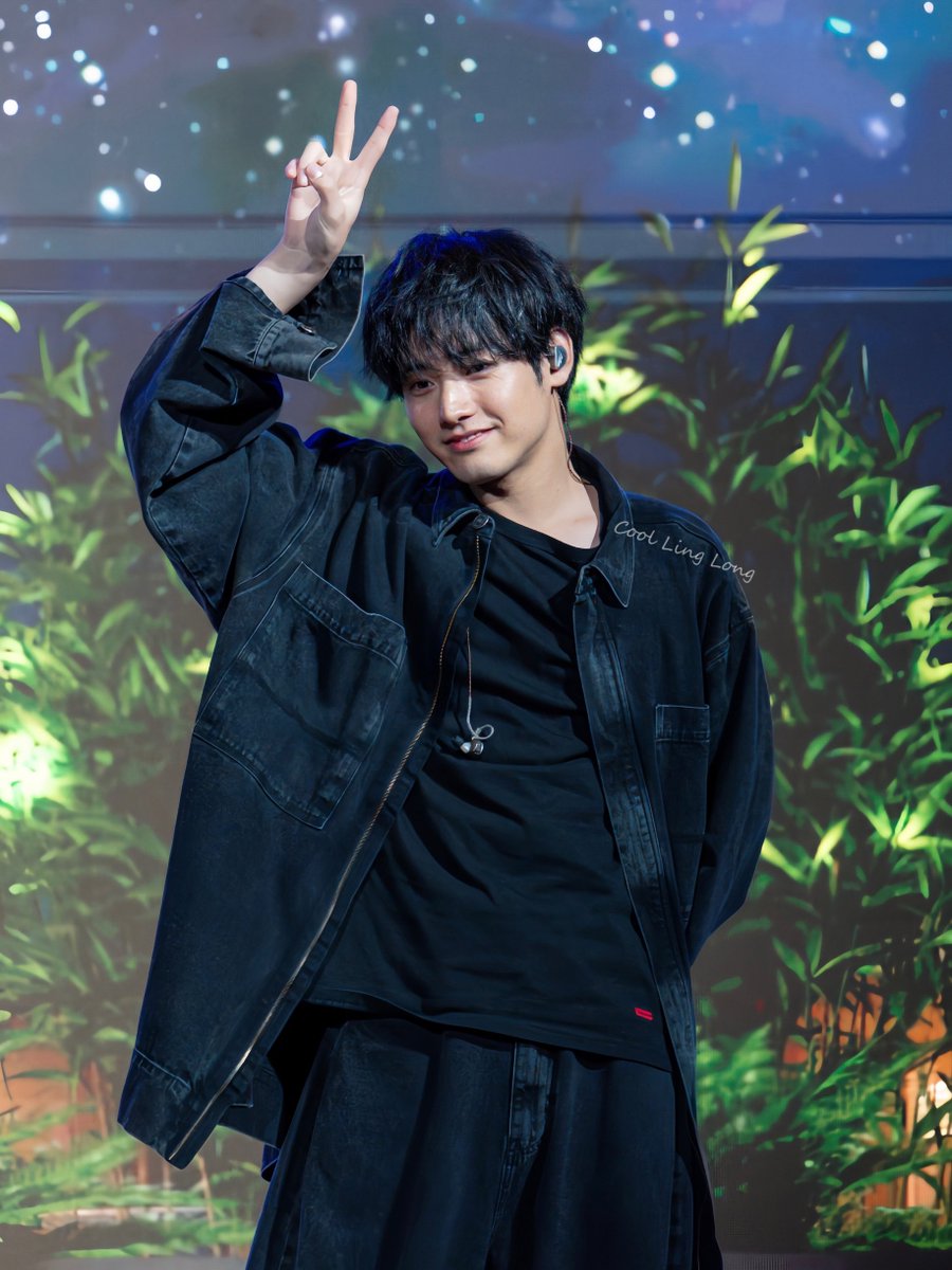 2023.10.21.Akaso eiji fanmeeting in Korea. 

⚠️私の写真を許可なく編集しないでください.Do not edit my photos without permission.

#EAWD #赤楚衛二
#赤楚衛二韓国ファンミ
#EijiAkasoFirsttimeinKorea
