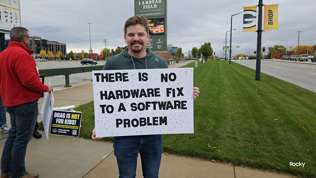 scarlett4kids's tweet image. Thank you Representative Nate Gustafson and Representative @johnmacco 
For standing with us and fighting for the protection of Wisconsin's kids🙌🏽